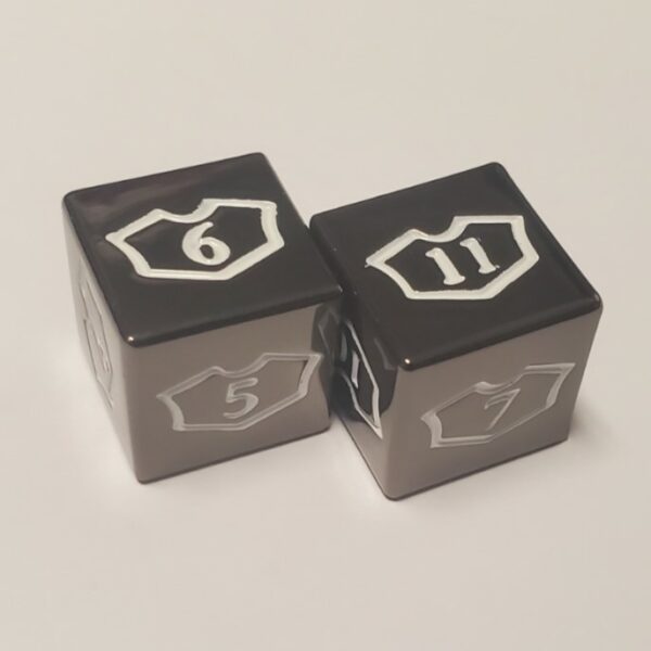 Metal Planeswalker Loyalty Dice Set - Image 2